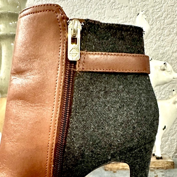 EUC Antonio Melani Brown Leather and Gray Wool Heeled Boots - Picture 16 of 16